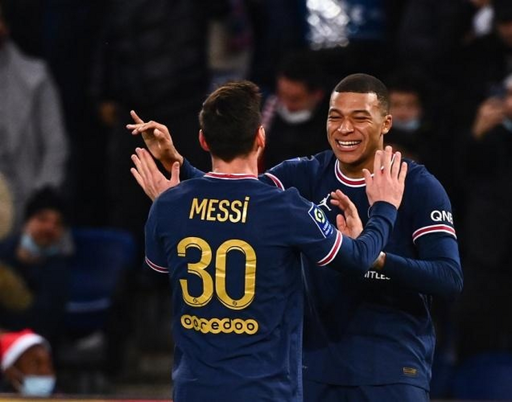 爱游戏体育-法甲赛程吃紧；巴黎圣日耳曼冲刺阶段内部沟通；质疑声仍在；球探报告显示潜力的简单介绍